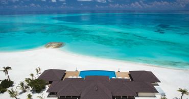Лято през октомври на Малдивите 2023